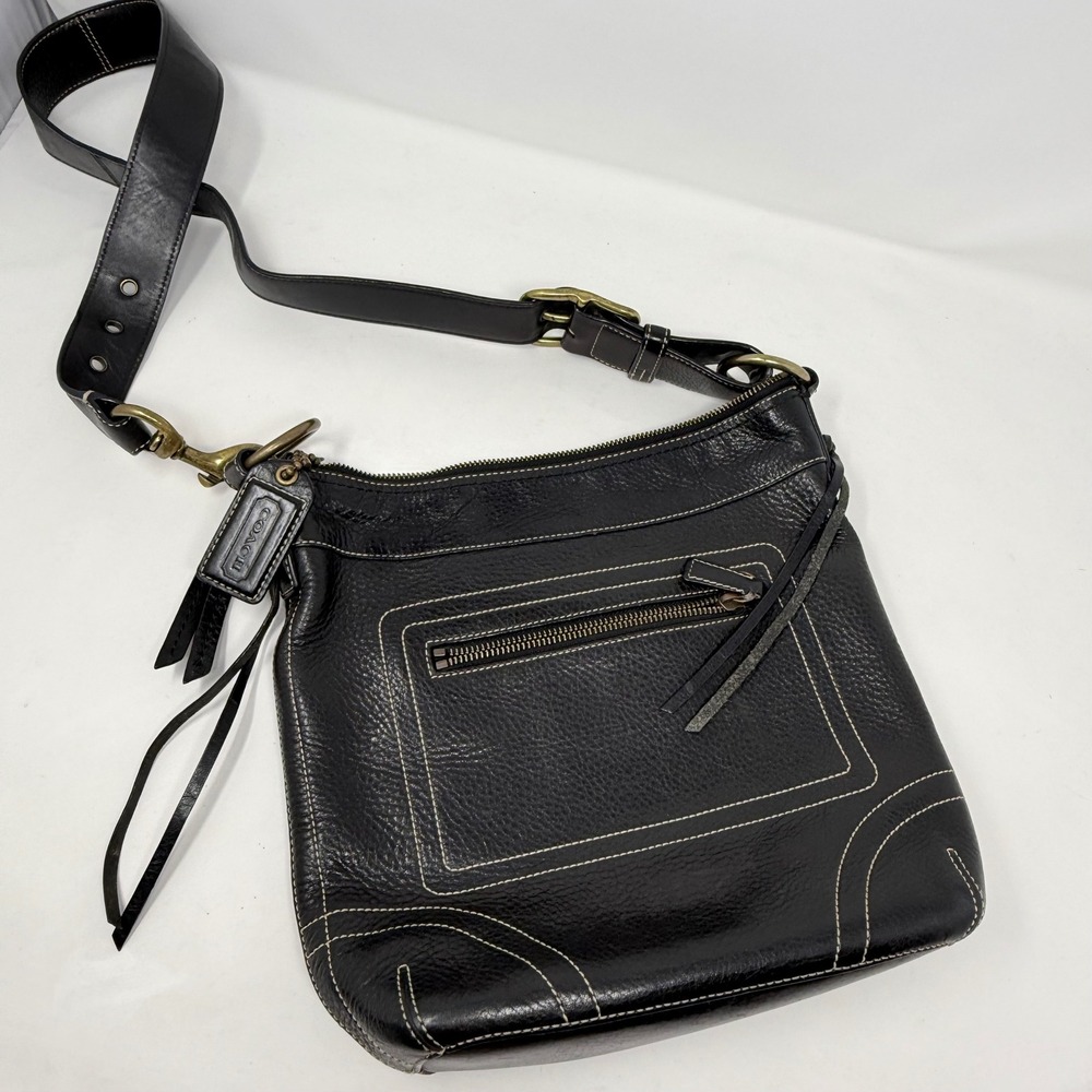Coach Legacy chelsea laced Black Pebbled Leather Crossbody Bag  2006 y2k